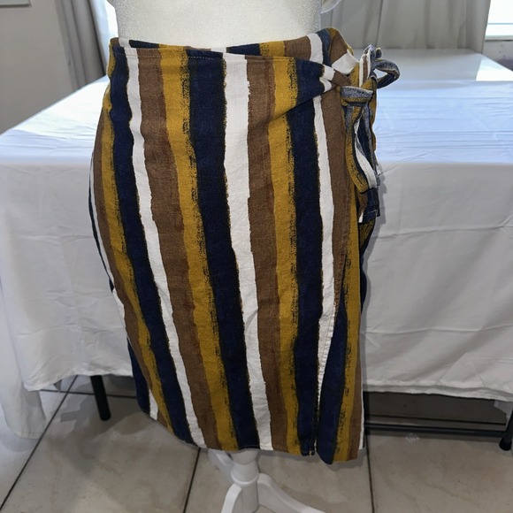 Ellen Tracy Faux Wrap Skirt Water Maize White Blue Tan Stripe Linen Blend SIZE S - Picture 1 of 8